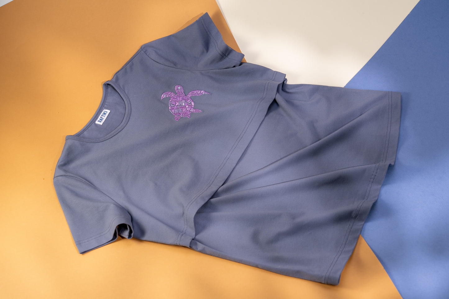 RAFTIKI® MATERNITY TOP [TURTLE]