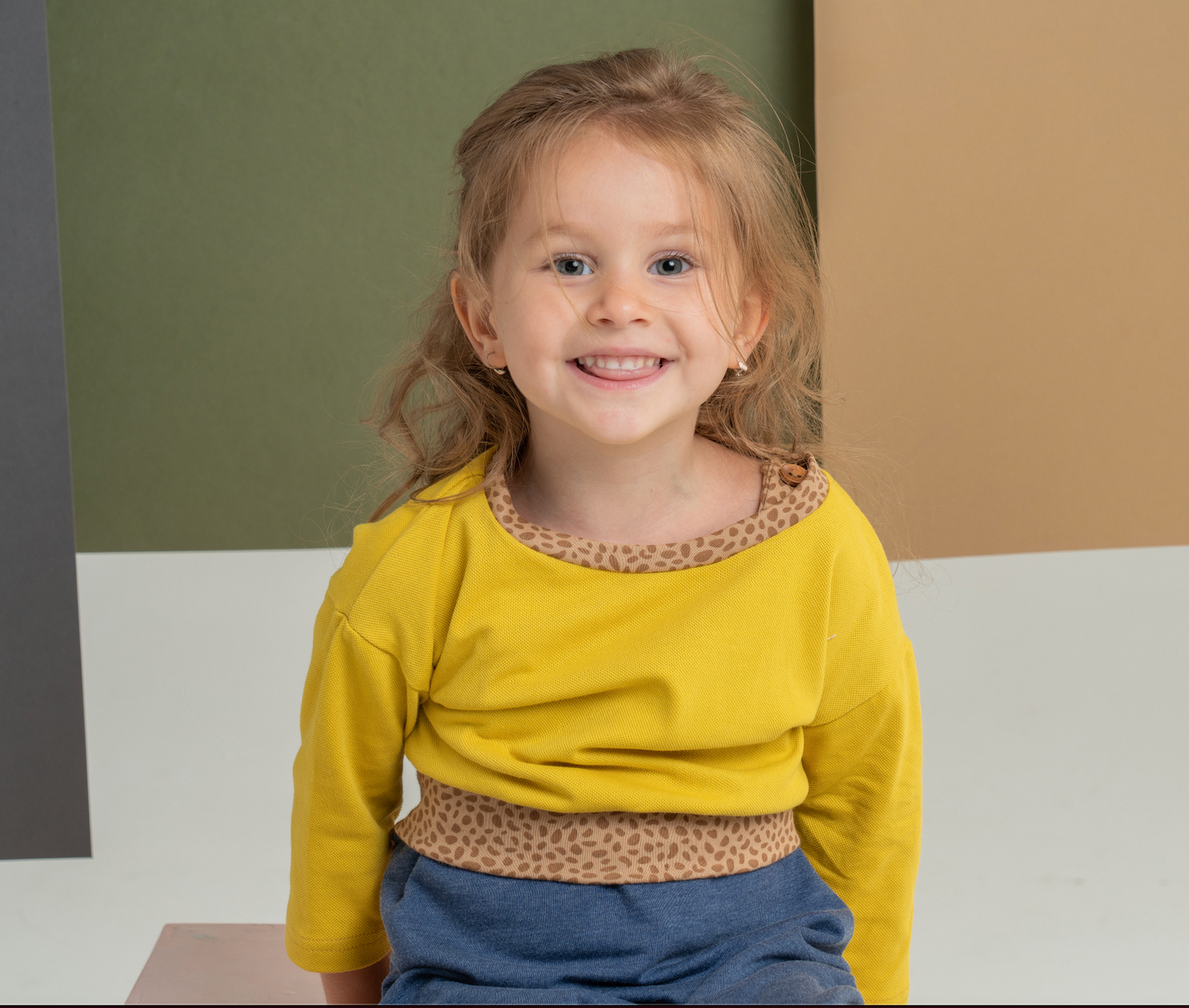 EASYFIT TOP.BUMBLEBEE